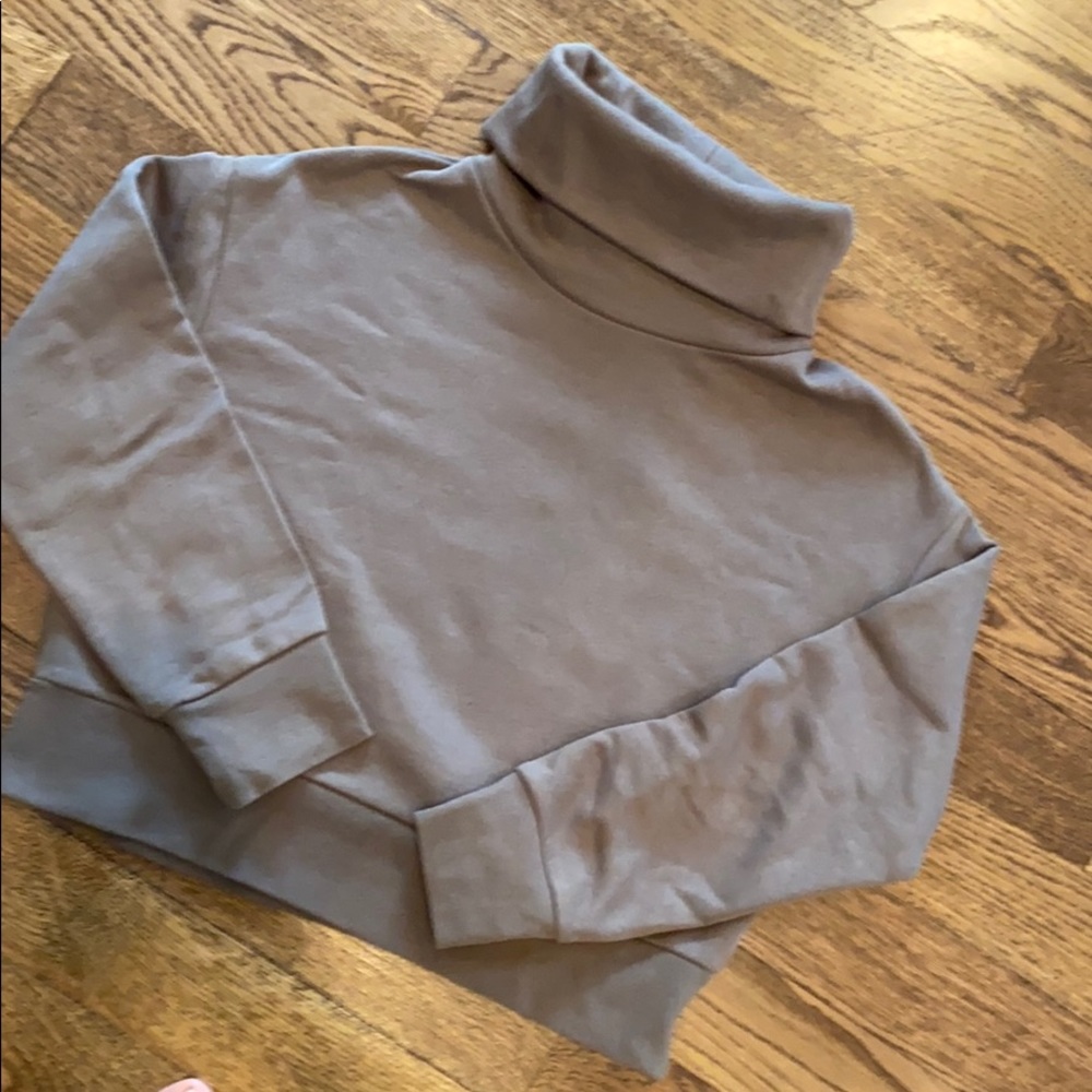Khaki brand new sweatshirt